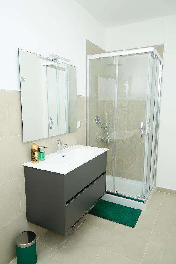 ברינדיזי Scirocco Guest House מראה חיצוני תמונה