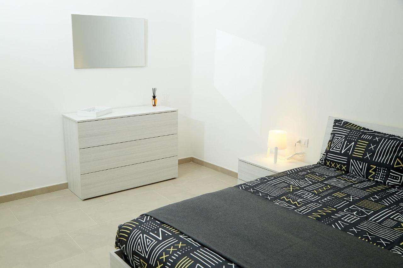 ברינדיזי Scirocco Guest House מראה חיצוני תמונה